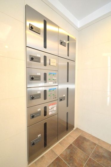 ��z�{�b�N�X