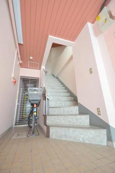 �G���g�����X