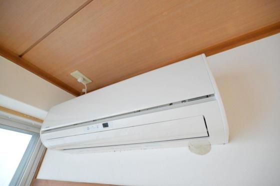 �y���̑��ݔ��z�@�e�����ɃG�A�R����������