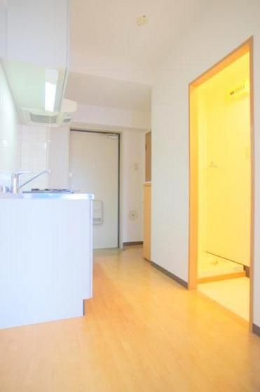 �y���̑������E�X�y�[�X�z�@