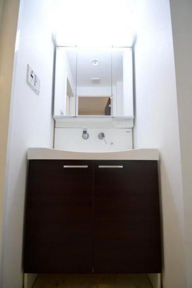 �y���ʏ��z�@