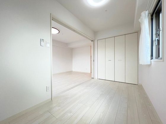 �y���̑������E�X�y�[�X�z�@