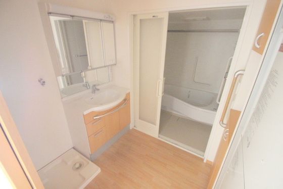 �y���ʏ��z�@