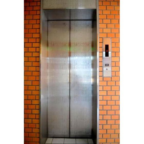 �G���x�[�^�[