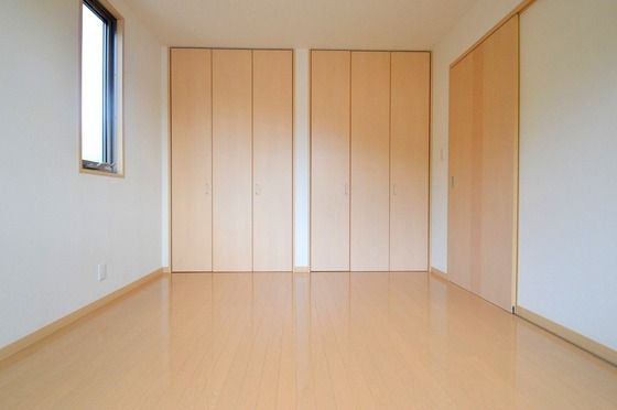 �y���̑������E�X�y�[�X�z�@���r���O