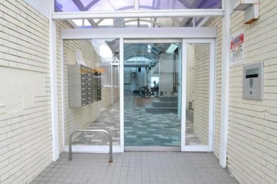 �G���g�����X