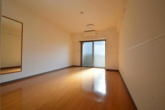 �y�����E���r���O�z�@�ʐ^�͑��̕����̕��ł��B����D��