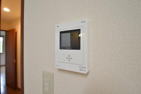 �y���̑��ݔ��z�@���j�^�[�t���C���^�[�z��