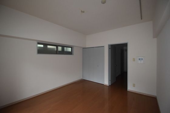 �y���̑������E�X�y�[�X�z�@