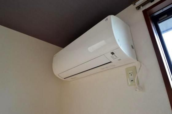 �y���̑��ݔ��z�@�G�A�R��1��t