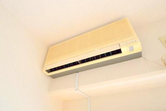 �y���̑��ݔ��z�@�������G�A�R����������