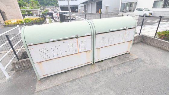 �S�~�u����