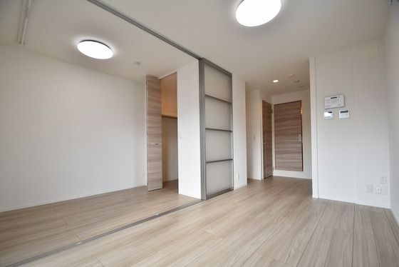 �y���̑������E�X�y�[�X�z�@