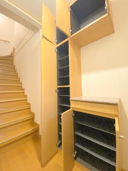 �y���̑��ݔ��z�@