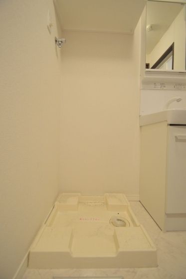 �y���̑��ݔ��z�@��������@�u��