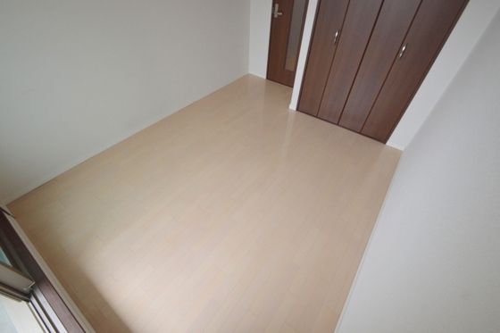 �y���̑������E�X�y�[�X�z�@�m��5.6���A�G�A�R���t