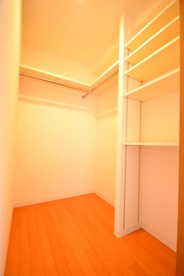 �y���[�z�@�E�H�[�N�C���N���[�[�b�g