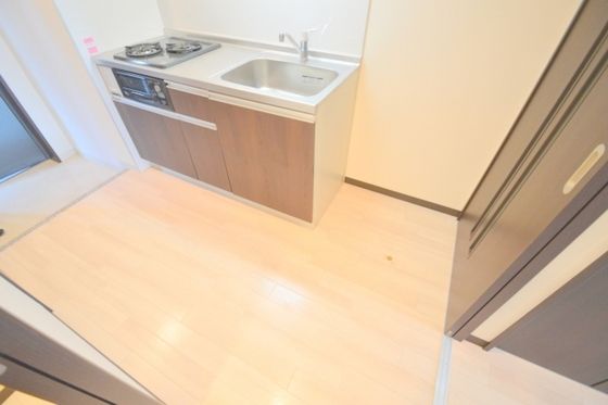 �y���̑������E�X�y�[�X�z�@�L�b�`���X�y�[�X3��