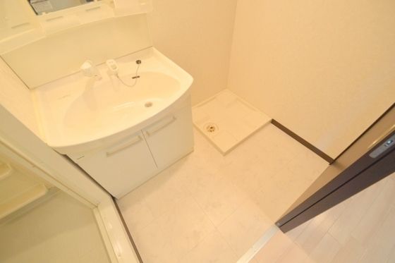 �y���ʏ��z�@�Ɨ����ʒE�ߏꁕ��������@�u��