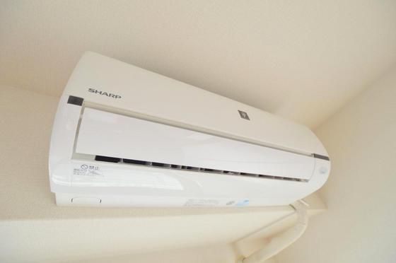 �y���̑��ݔ��z�@�G�A�R��