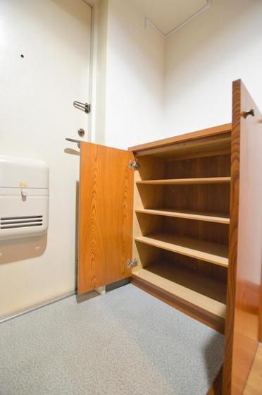 �y���̑��ݔ��z�@�V���[�Y�{�b�N�X