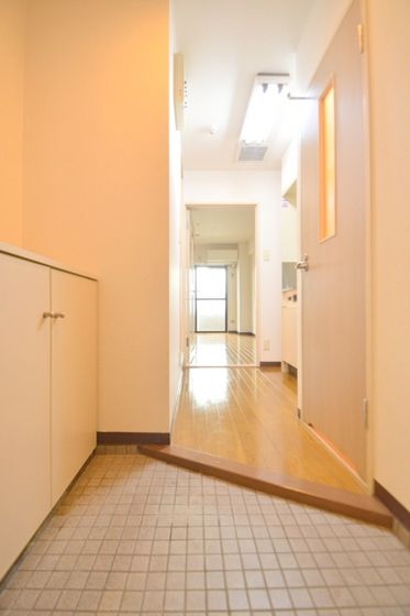 �y���ցz�@���ւɂ̓V���[�Y�{�b�N�X