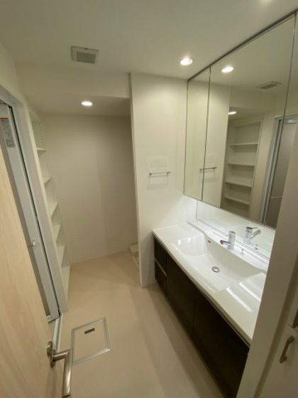 �y���ʏ��z�@