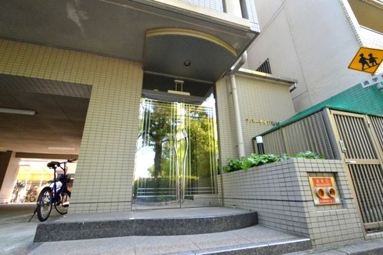 �G���g�����X