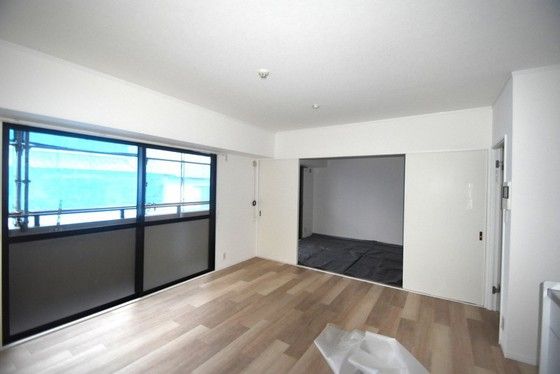 �y�����E���r���O�z�@�L�X���r���O