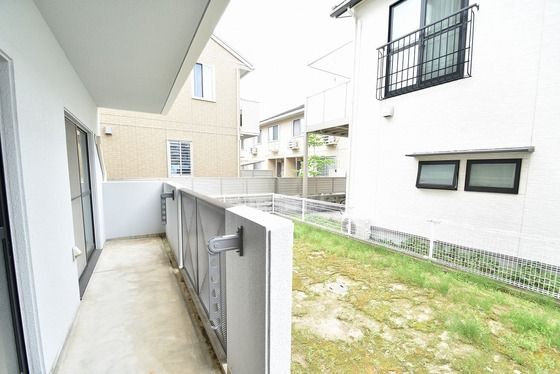 �y���]�z�@