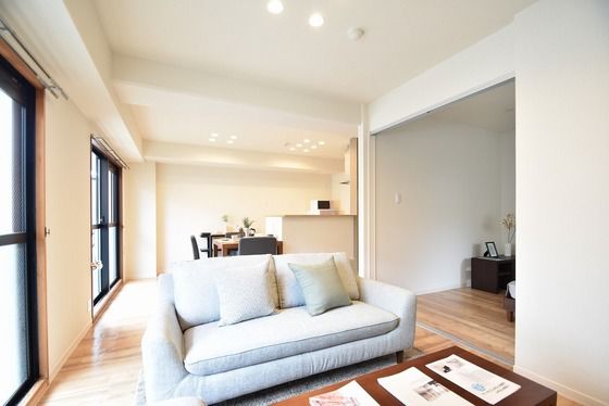 �y���̑������E�X�y�[�X�z�@