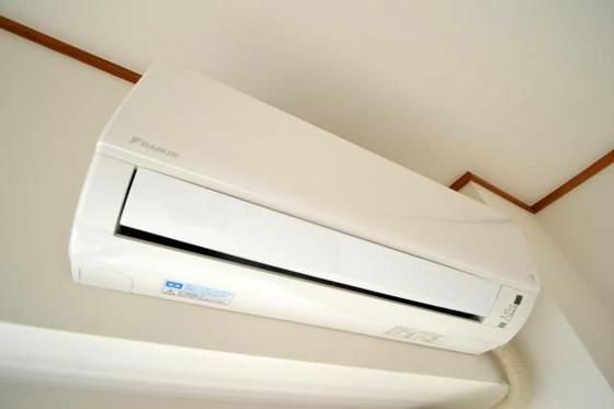 �y���̑��ݔ��z�@�G�A�R��