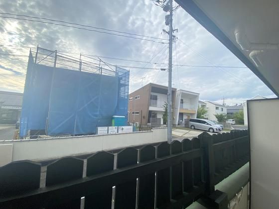 �y���]�z�@