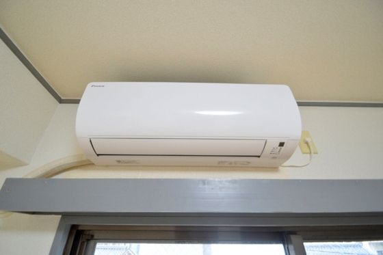 �y���̑��ݔ��z�@�G�A�R��