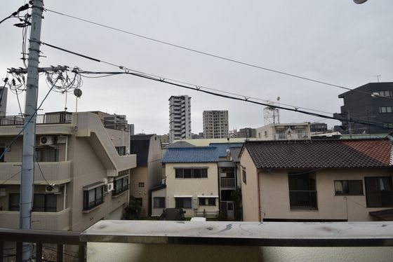 �y���]�z�@