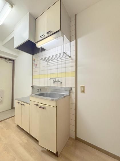 �y�L�b�`���z�@