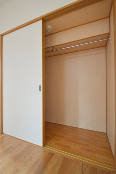 �y���[�z�@�N���[�[�b�g