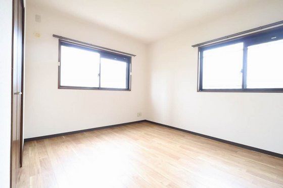 �y���̑������E�X�y�[�X�z�@