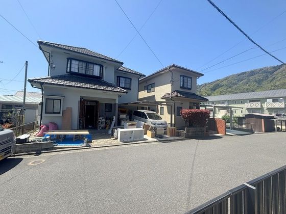 �y���]�z�@