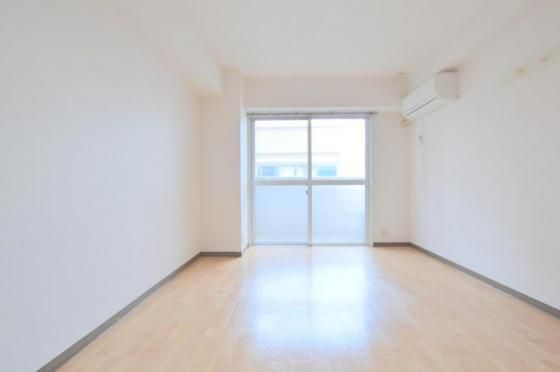 �y�����E���r���O�z�@�m���L�X7.8��