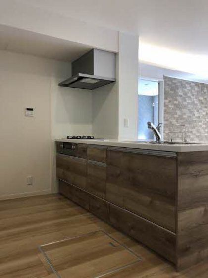 �y�L�b�`���z�@