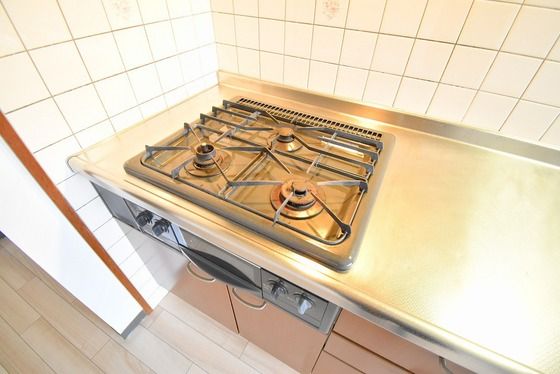 �y���̑��ݔ��z�@