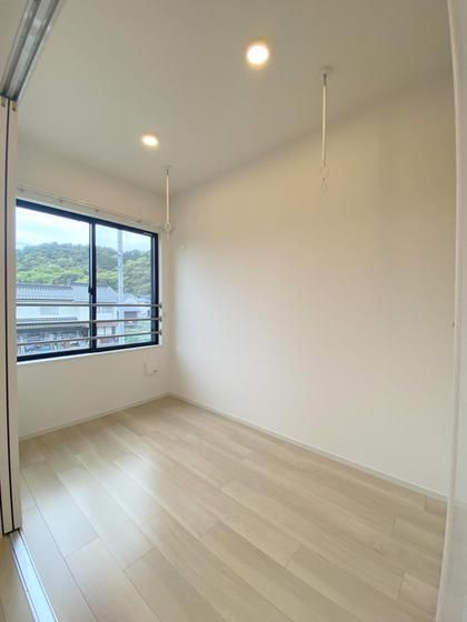 �y�o���R�j�[�z�@