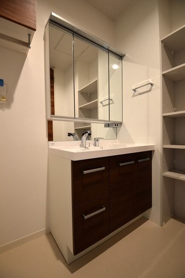 �y���ʏ��z�@