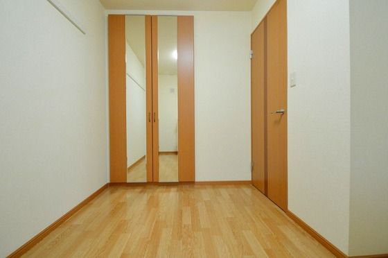 �y���̑������E�X�y�[�X�z�@�傫�����̂��鋏����