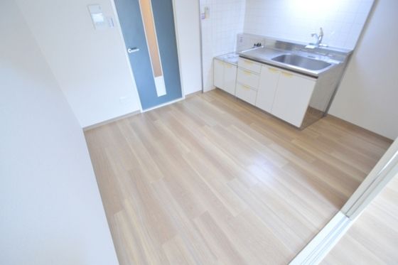 �y���̑������E�X�y�[�X�z�@