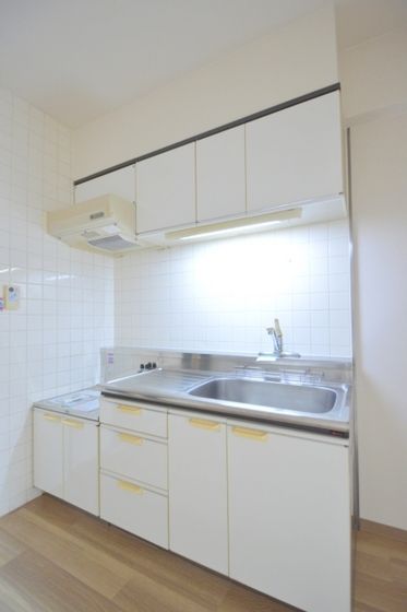 �y�L�b�`���z�@