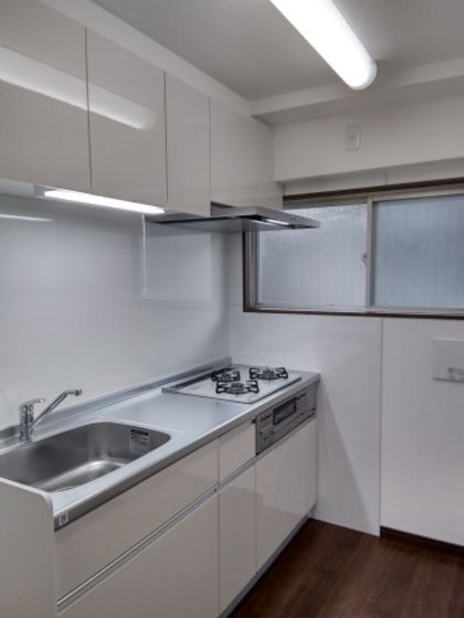 �y�L�b�`���z�@