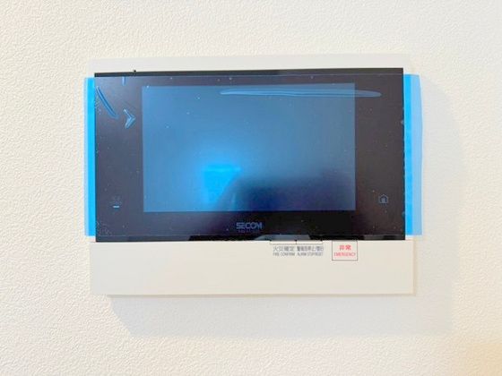 �y�Z�L�����e�B�z�@