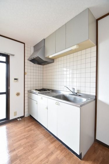 �y�L�b�`���z�@